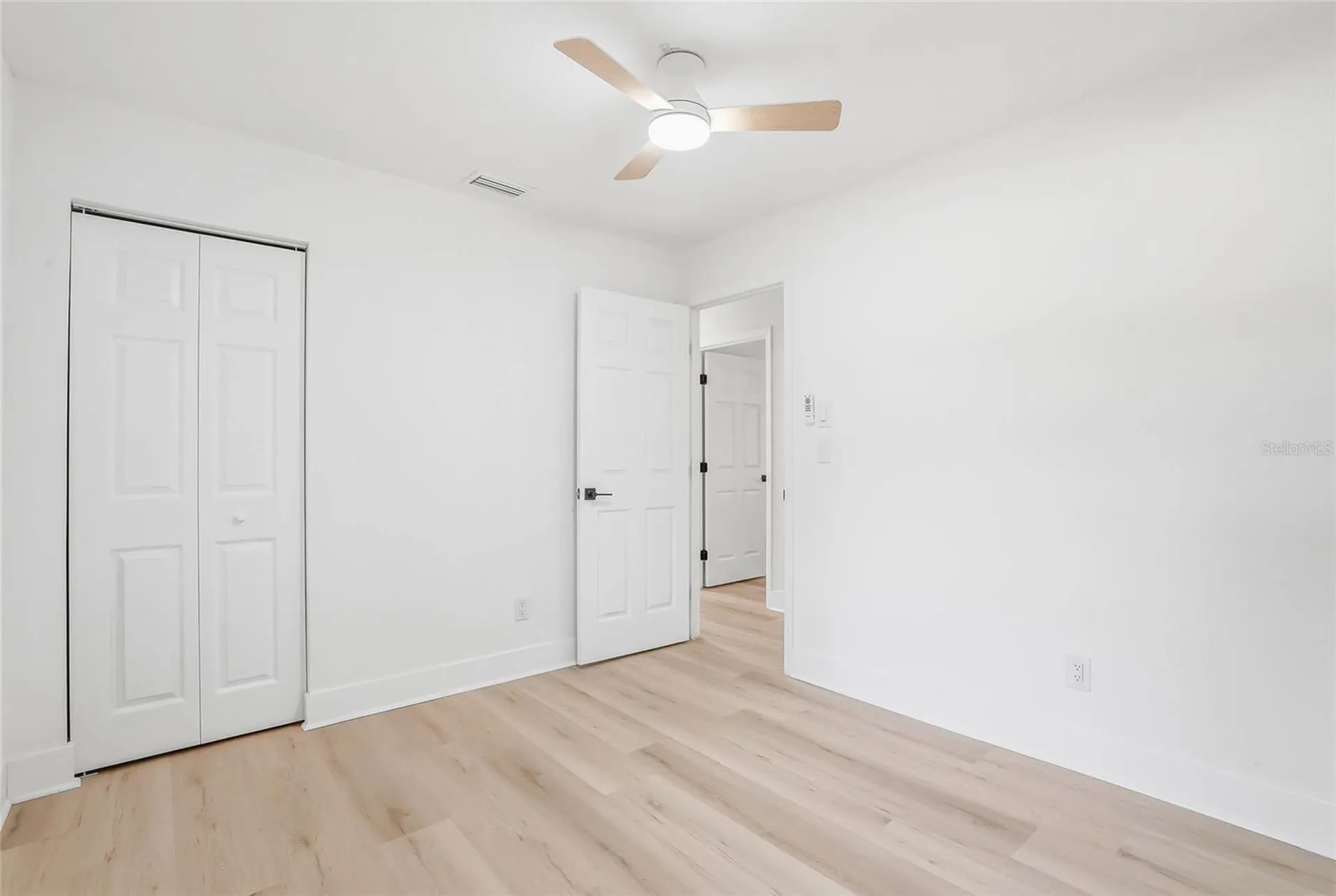 6040 Knollwood Drive Ridge Manor FL 33523