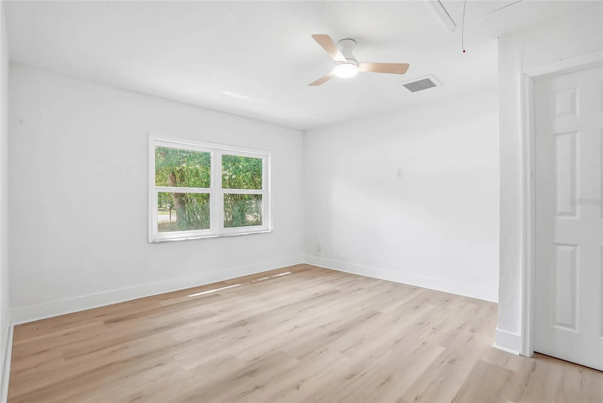 6040 Knollwood Drive Ridge Manor FL 33523