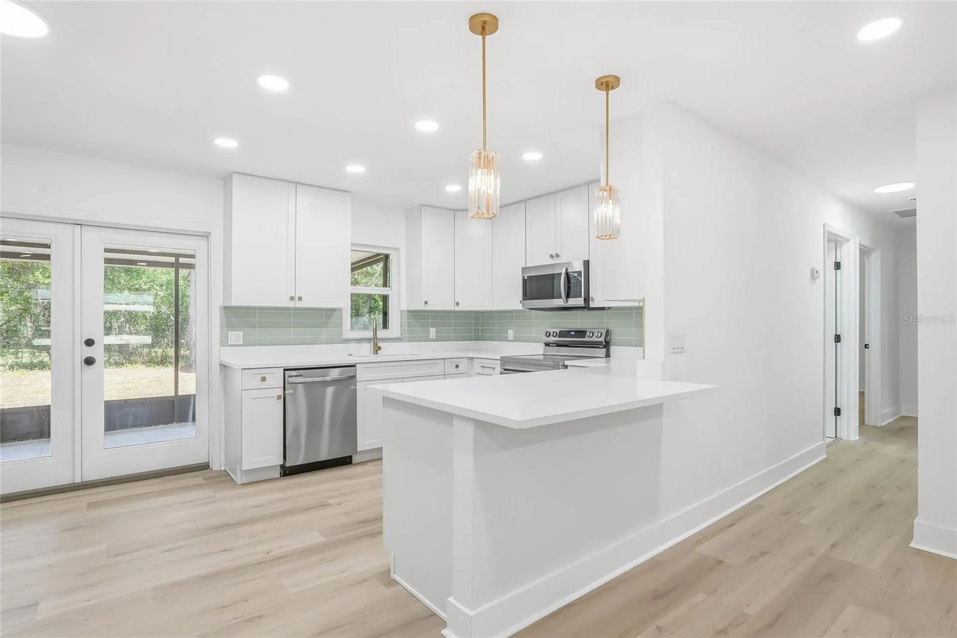 6040 Knollwood Drive Ridge Manor FL 33523
