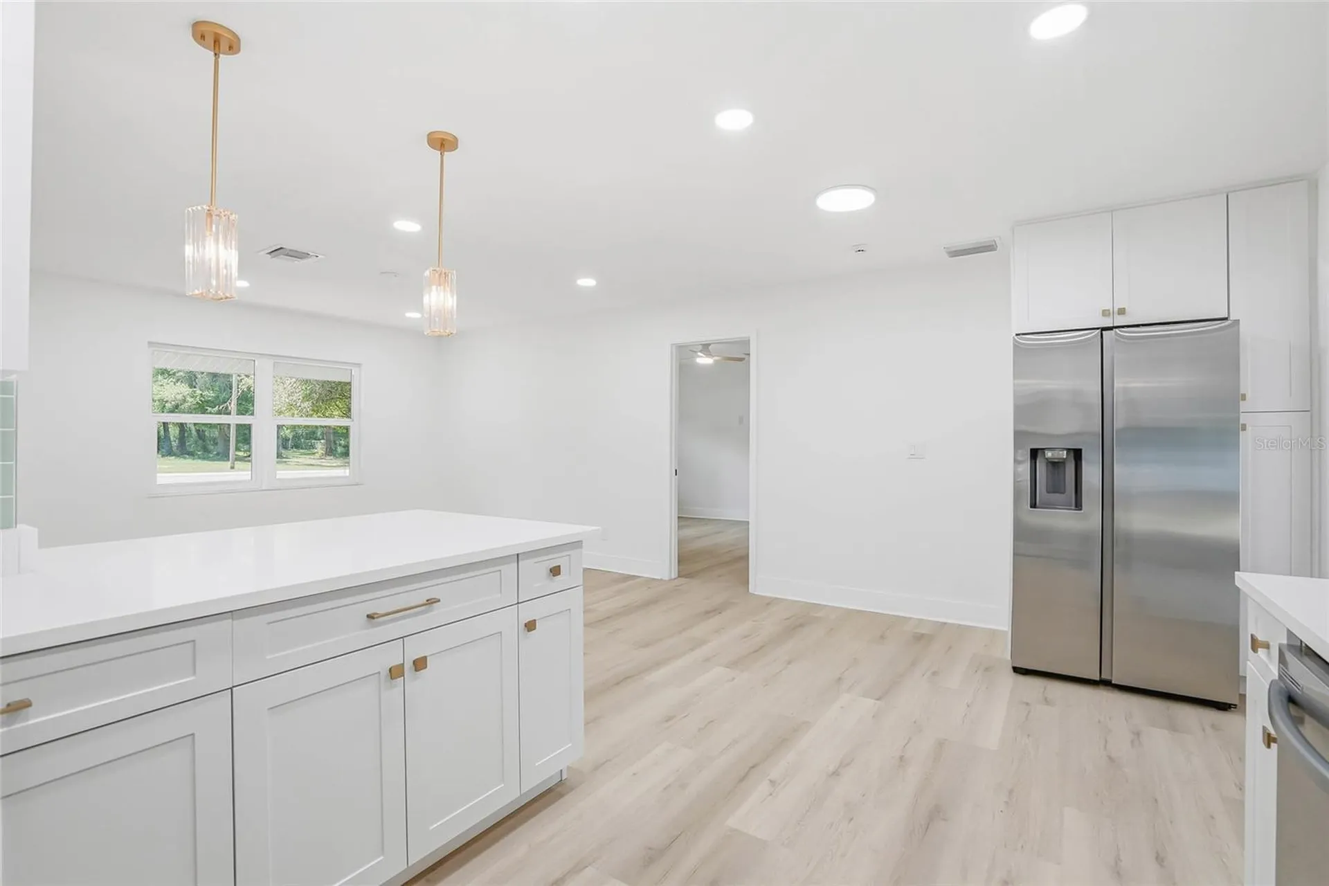 6040 Knollwood Drive Ridge Manor FL 33523