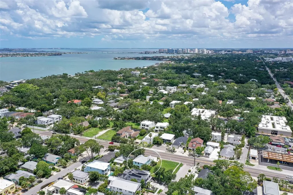 1738 Siesta Drive Sarasota FL 34239