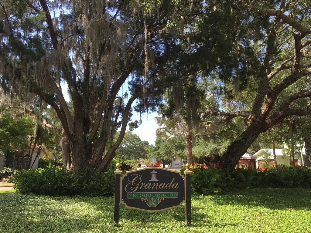 1738 Siesta Drive Sarasota FL 34239