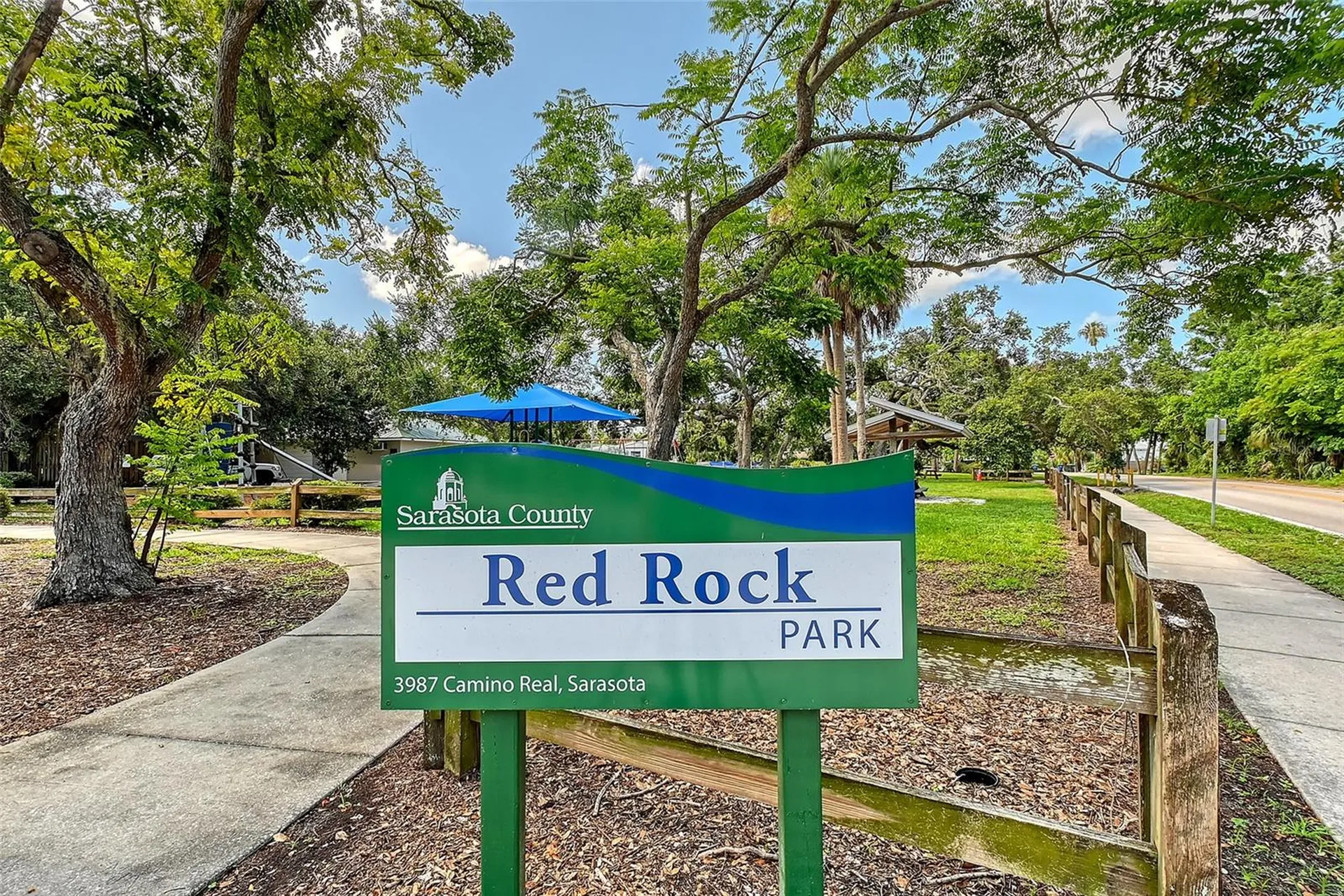 1738 Siesta Drive Sarasota FL 34239