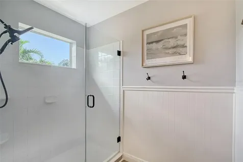 1738 Siesta Drive Sarasota FL 34239