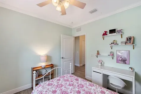 1738 Siesta Drive Sarasota FL 34239