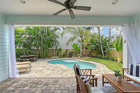 1738 Siesta Drive Sarasota FL 34239