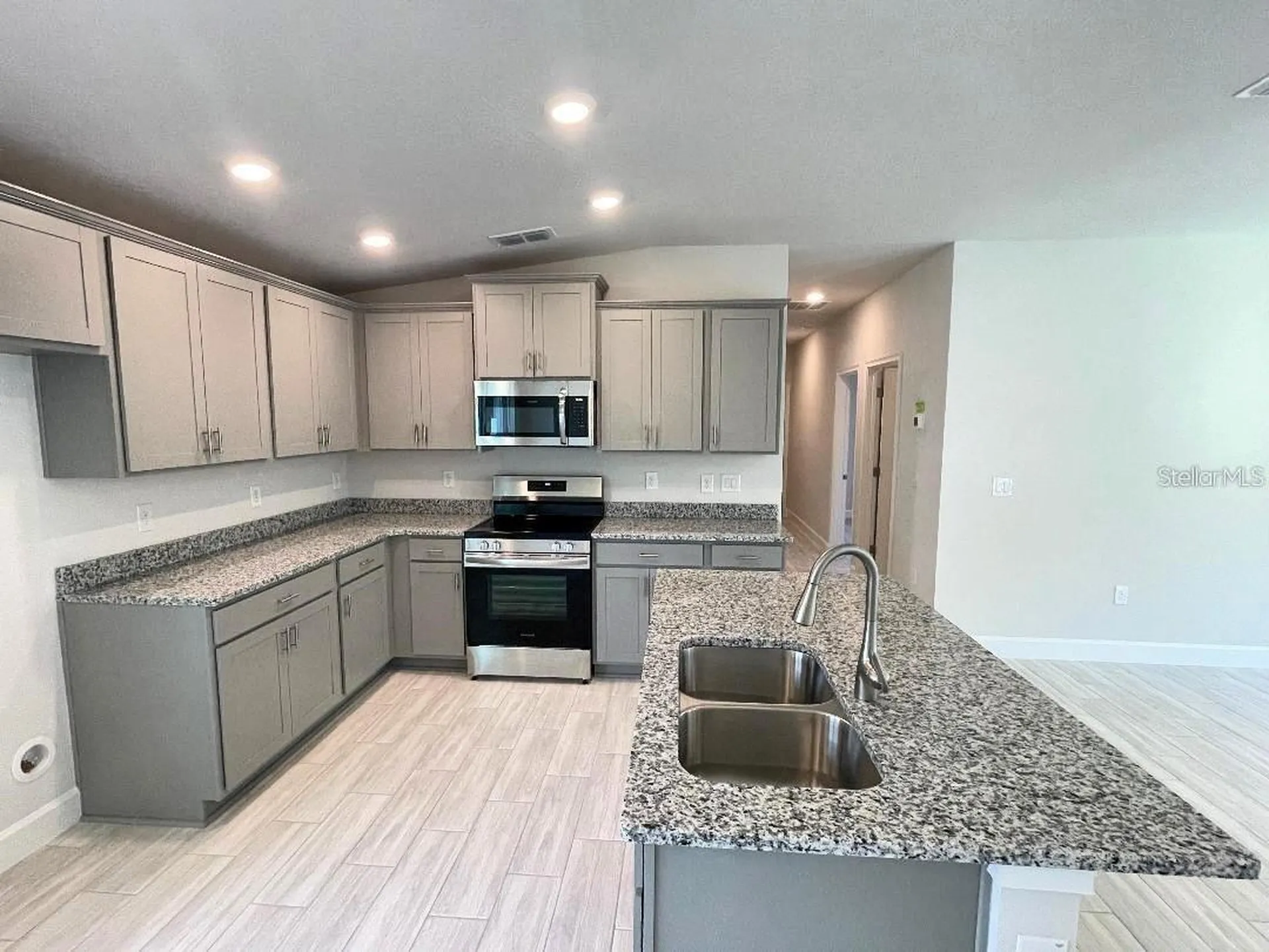 9351 Highland Hills Drive Street Hudson FL 34667
