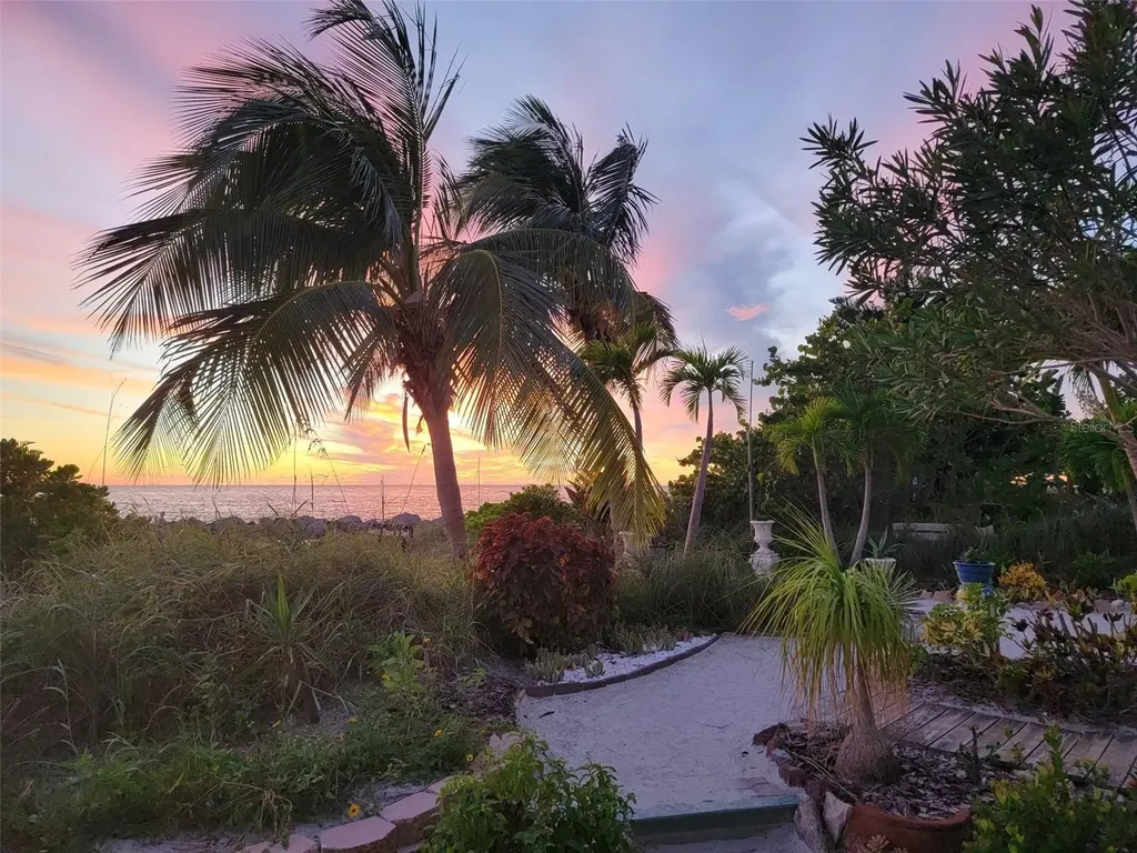 505 67th Avenue St Pete Beach FL 33706