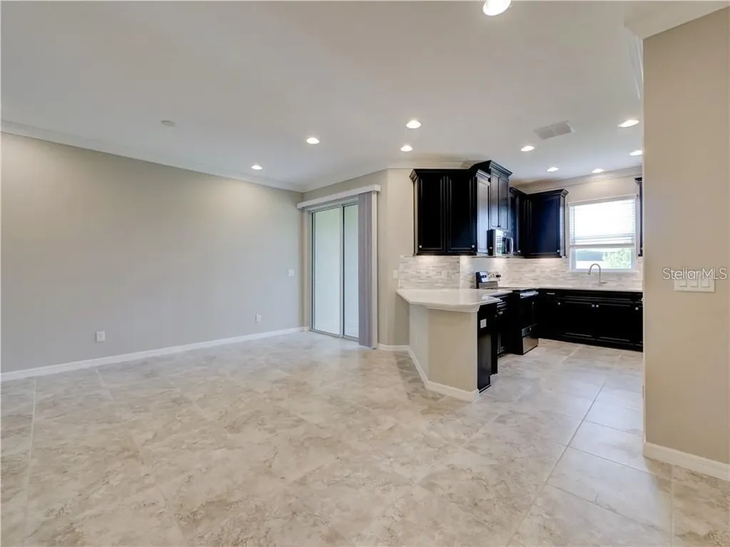 1074 Amber Leaf Trail Wesley Chapel FL 33544