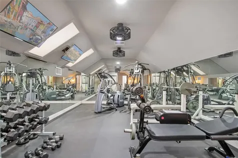 9349 Tibet Pointe Circle Windermere FL 34786