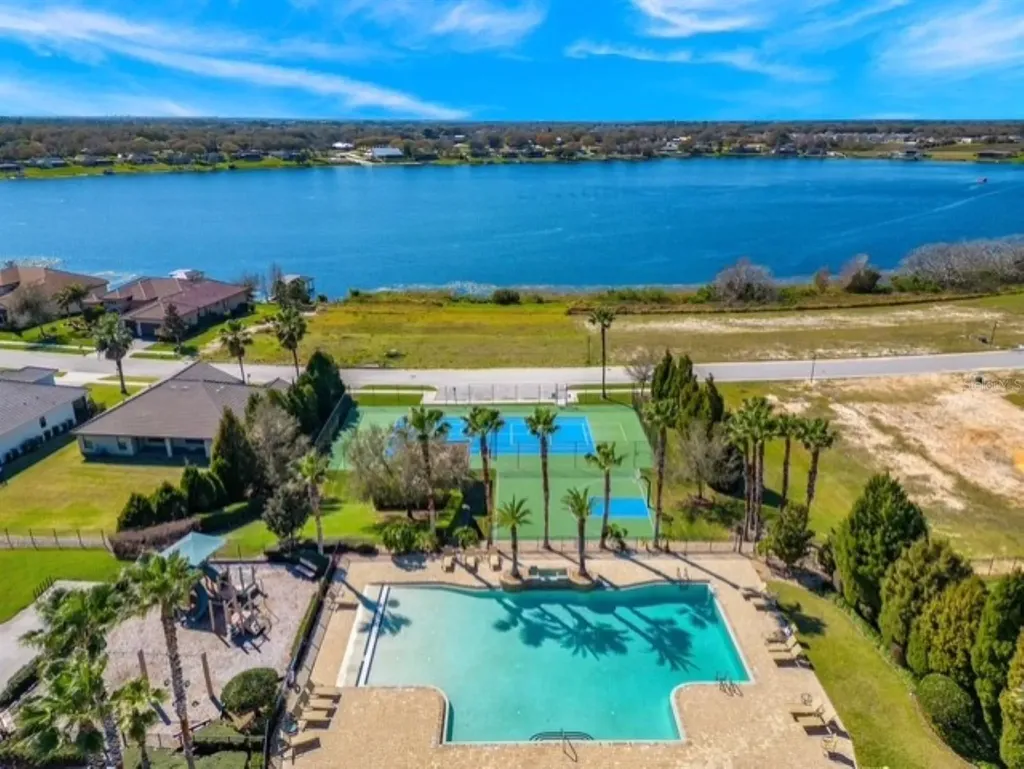 447 Lake Vista Drive Auburndale FL 33823