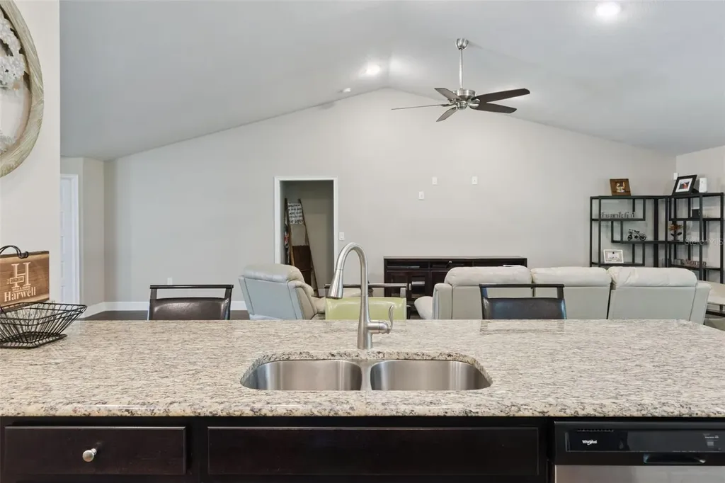 447 Lake Vista Drive Auburndale FL 33823