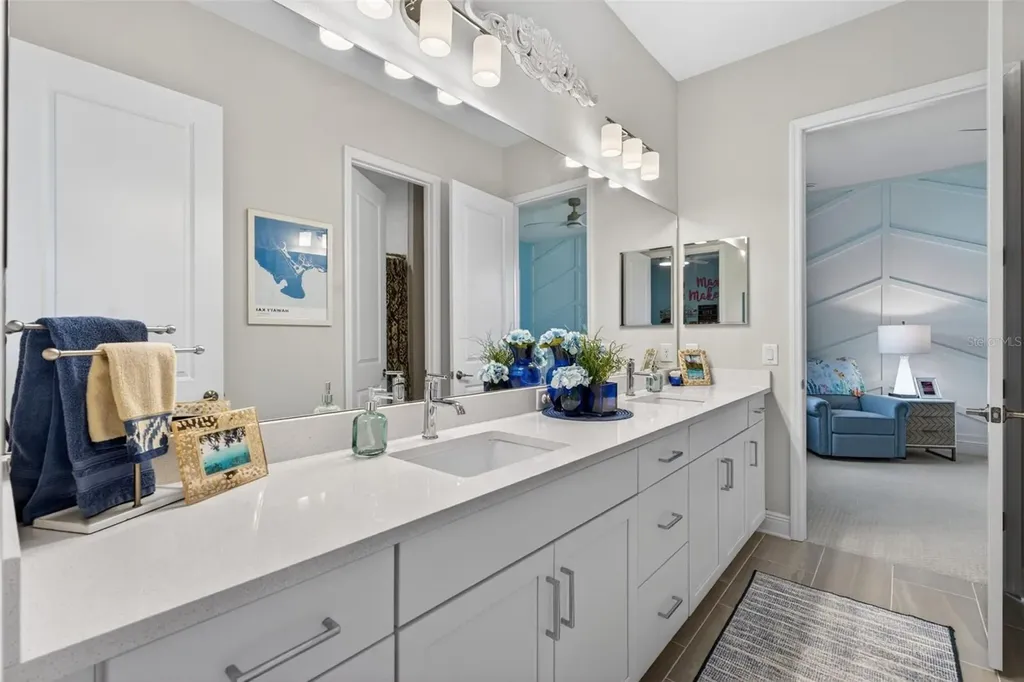 10269 Canaveral Circle Sarasota FL 34241