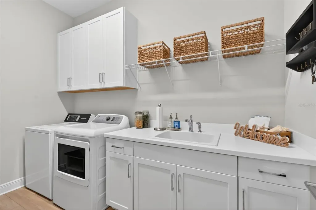10269 Canaveral Circle Sarasota FL 34241