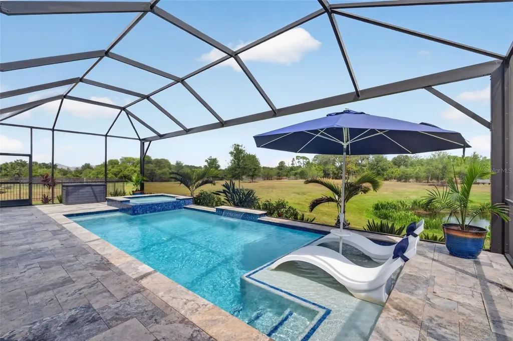 10269 Canaveral Circle Sarasota FL 34241