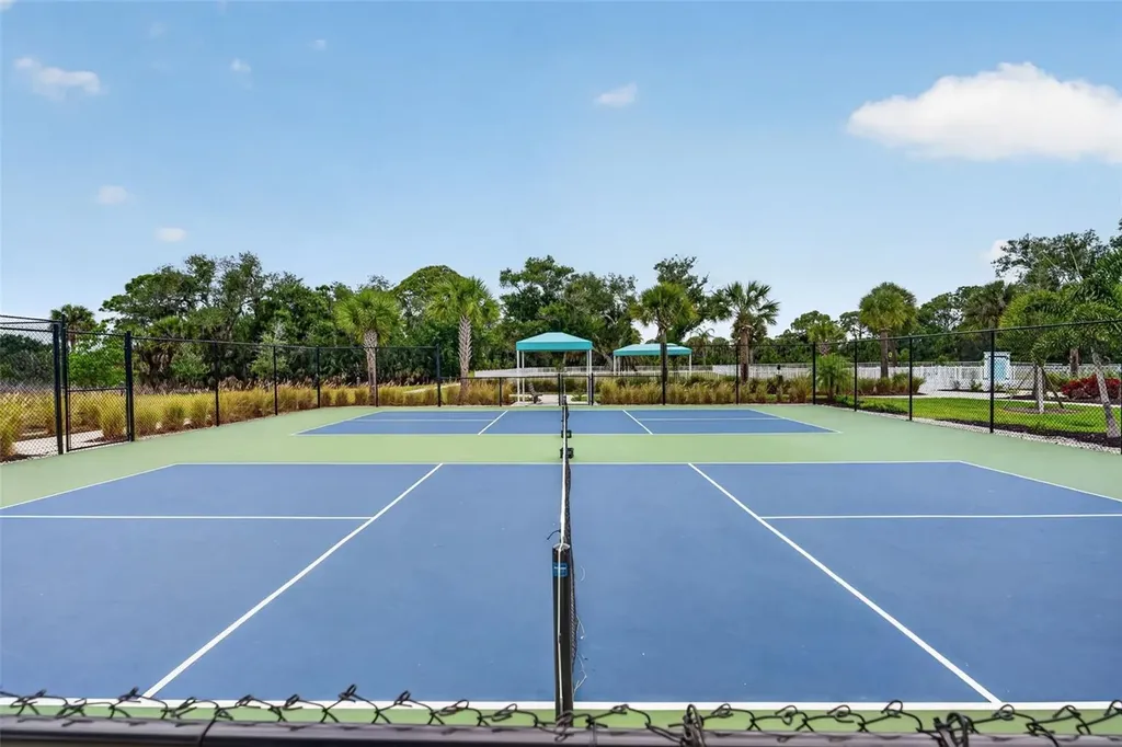 10269 Canaveral Circle Sarasota FL 34241
