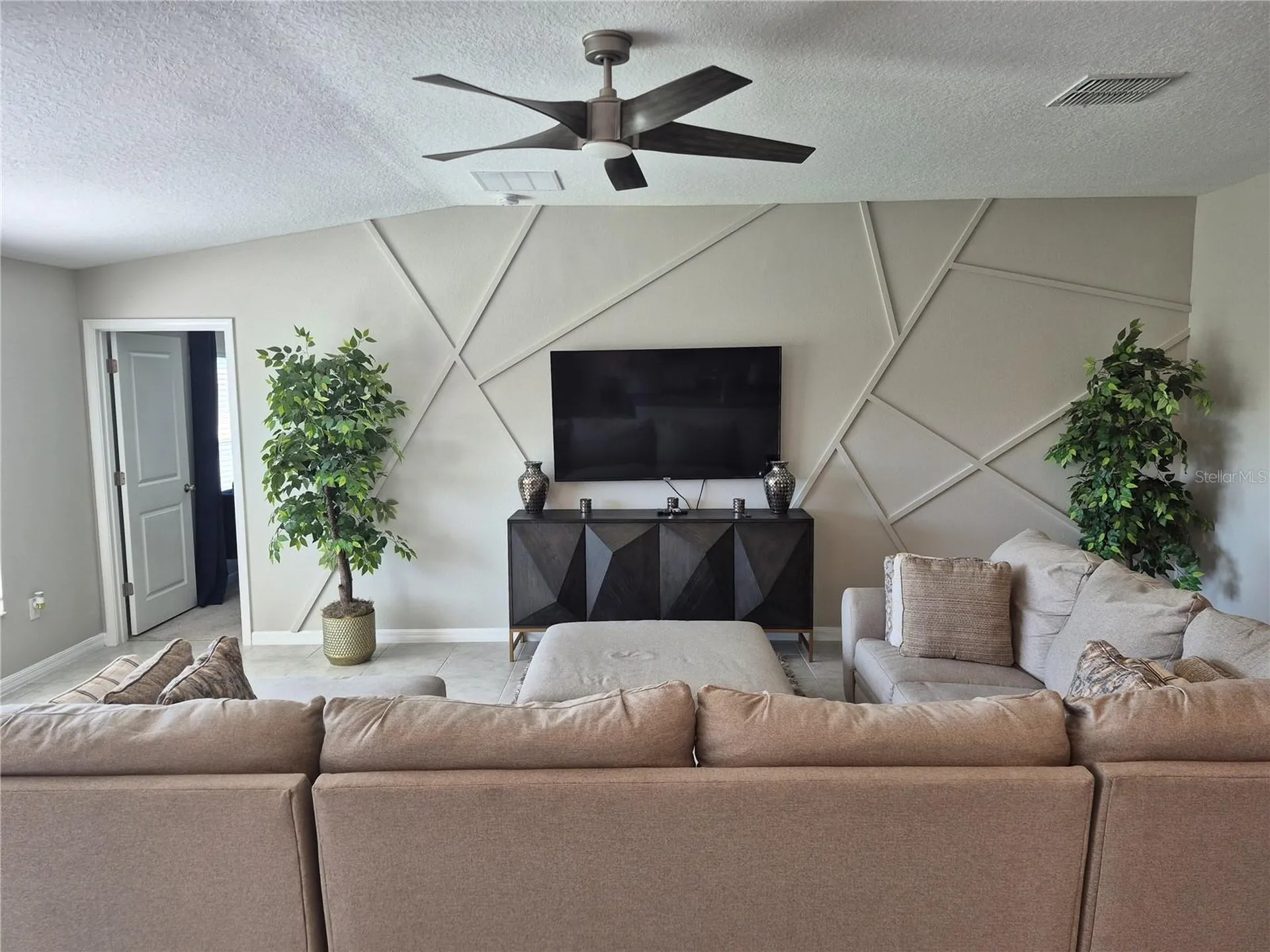 7033 King Creek Drive Sun City Center FL 33573