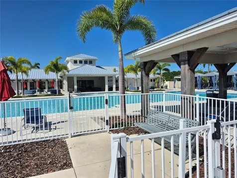 7033 King Creek Drive Sun City Center FL 33573