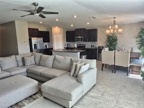 7033 King Creek Drive Sun City Center FL 33573