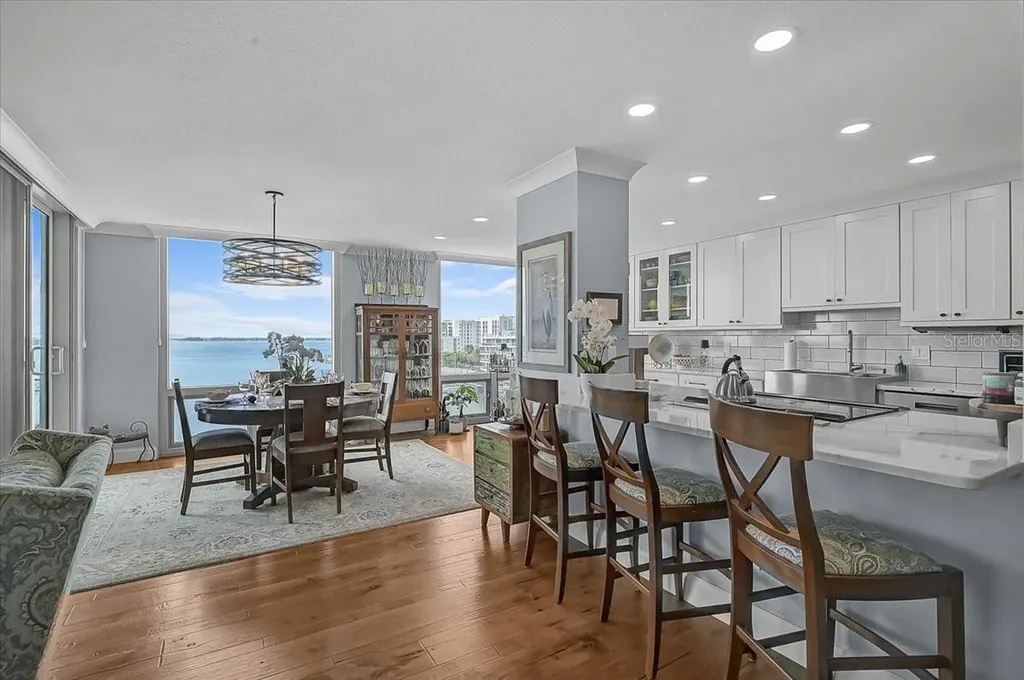 1111 N Gulfstream Avenue Sarasota FL 34236