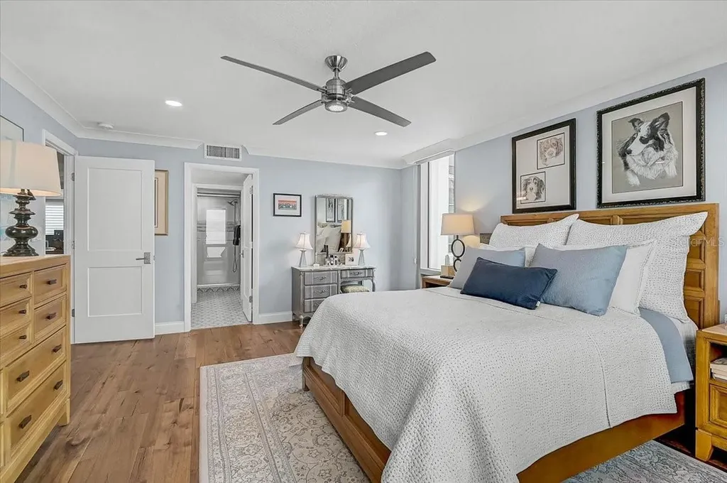 1111 N Gulfstream Avenue Sarasota FL 34236