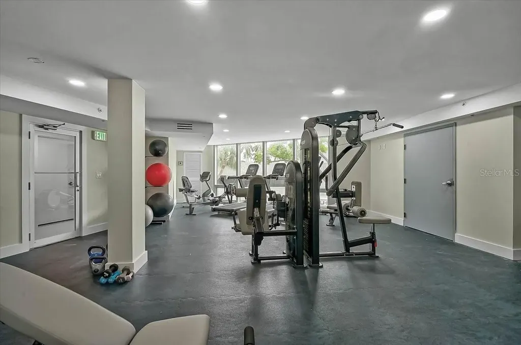 1111 N Gulfstream Avenue Sarasota FL 34236