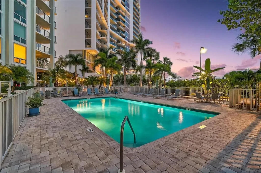 1111 N Gulfstream Avenue Sarasota FL 34236
