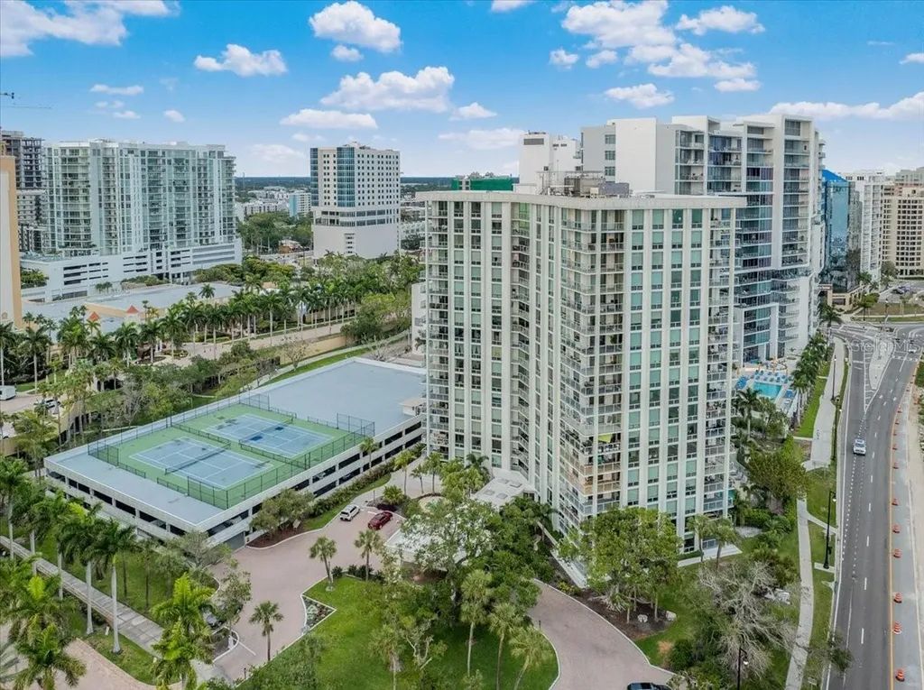 1111 N Gulfstream Avenue Sarasota FL 34236