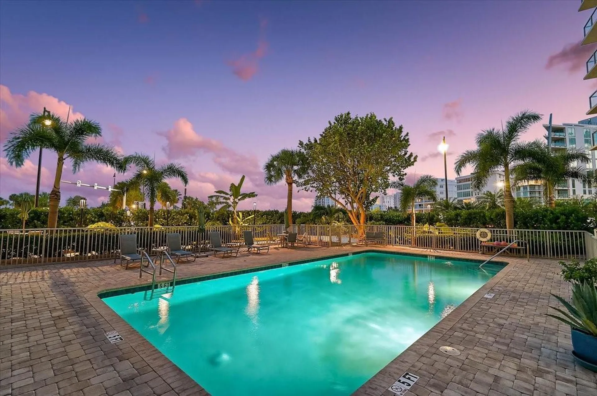 1111 N Gulfstream Avenue Sarasota FL 34236