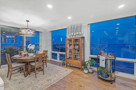 1111 N Gulfstream Avenue Sarasota FL 34236