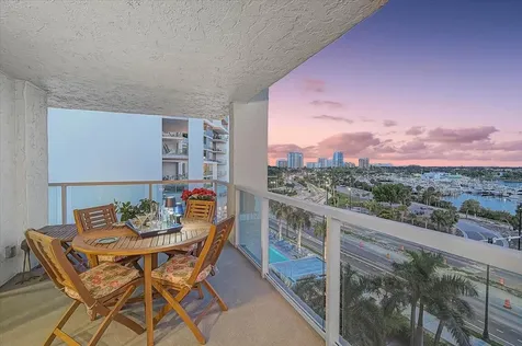 1111 N Gulfstream Avenue Sarasota FL 34236