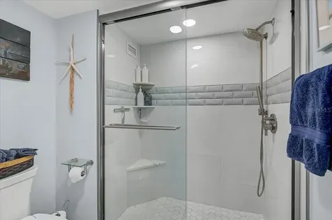 1111 N Gulfstream Avenue Sarasota FL 34236