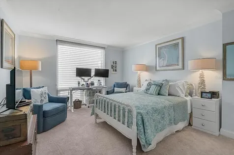 1111 N Gulfstream Avenue Sarasota FL 34236