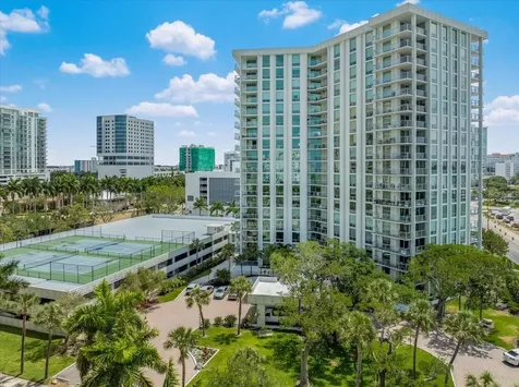 1111 N Gulfstream Avenue Sarasota FL 34236