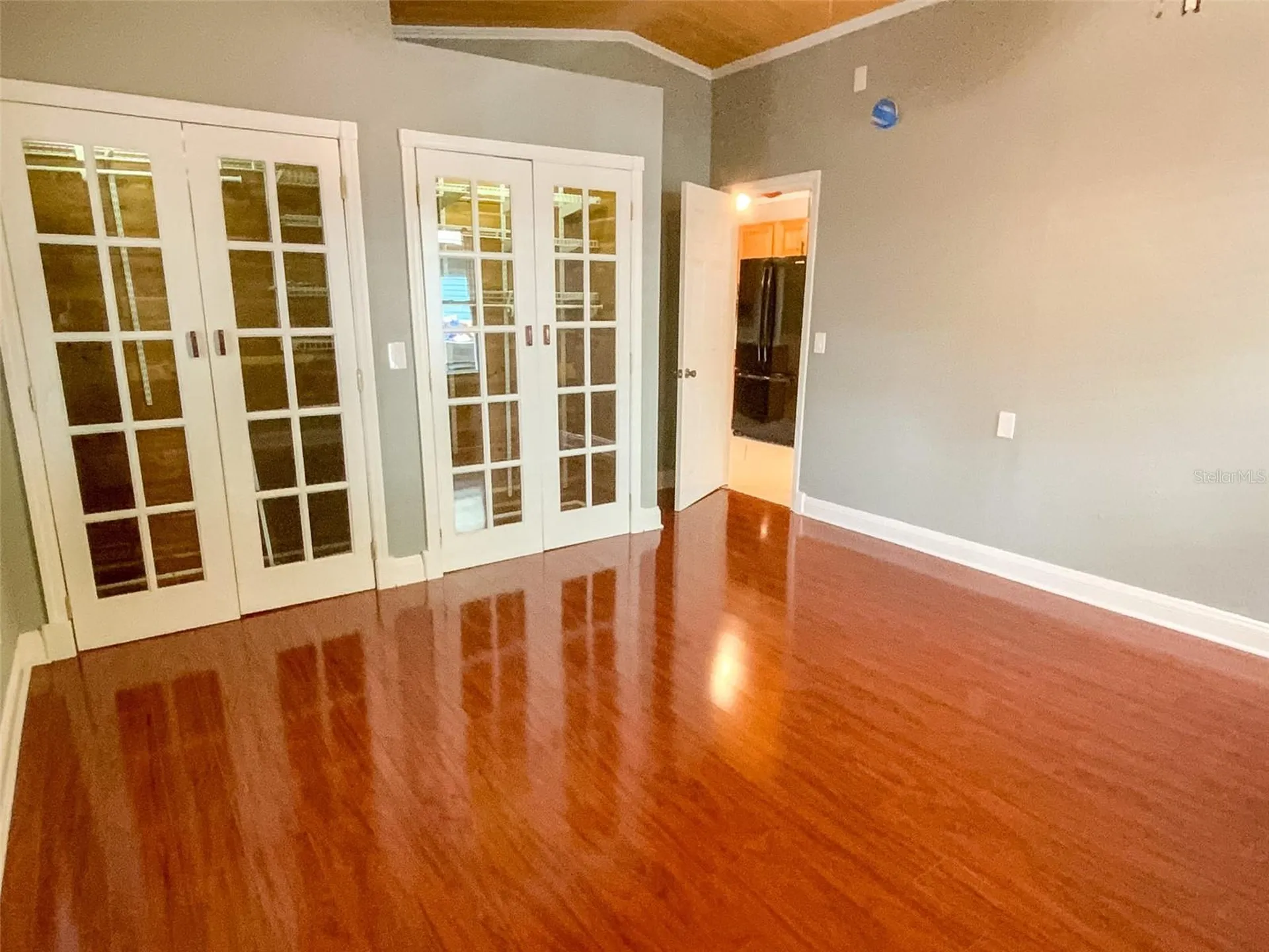 657 Broadway Dunedin FL 34698