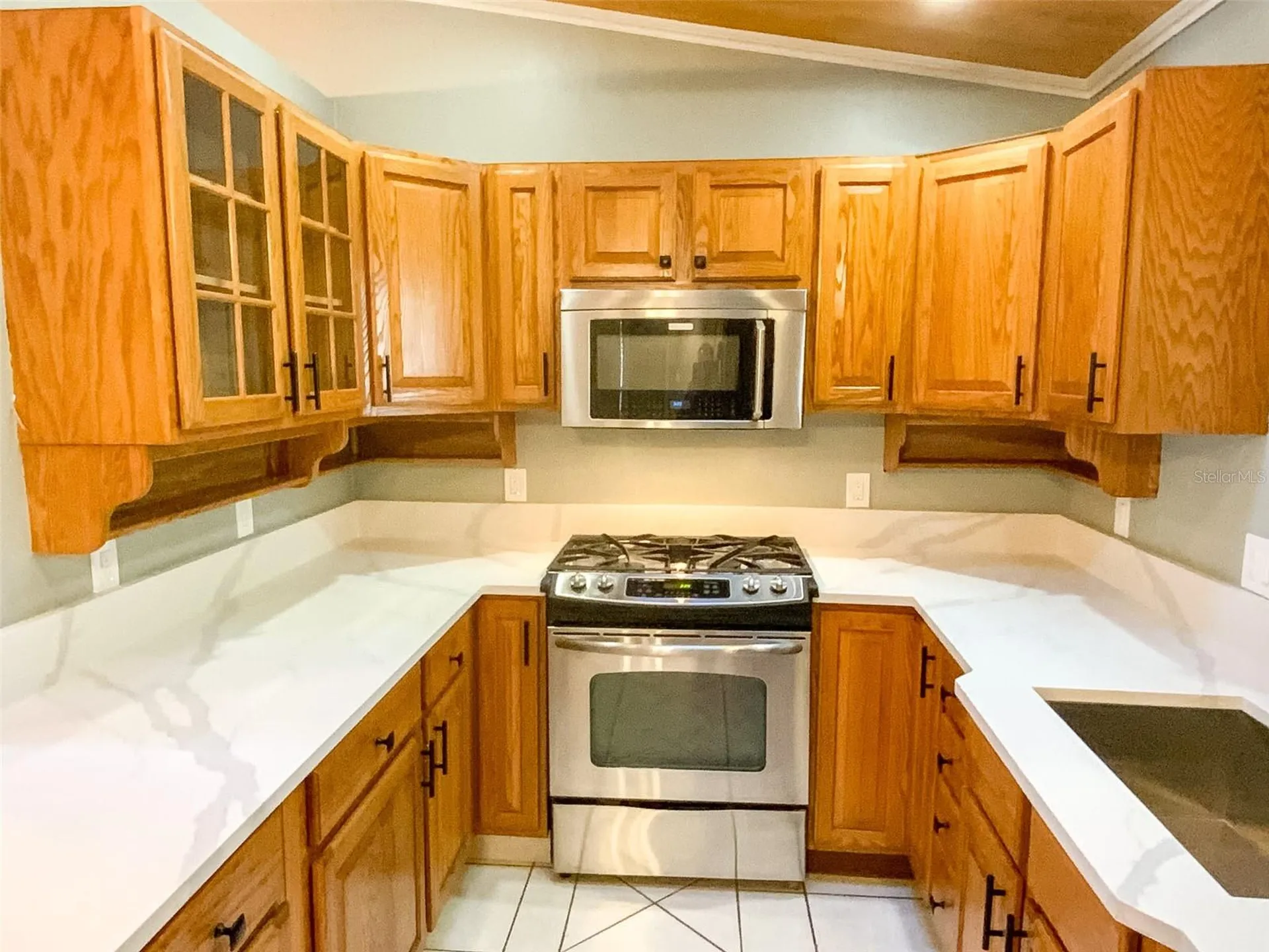 657 Broadway Dunedin FL 34698