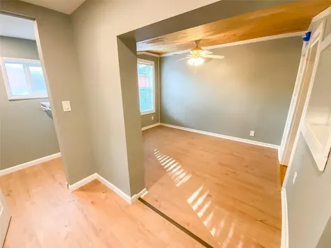 657 Broadway Dunedin FL 34698