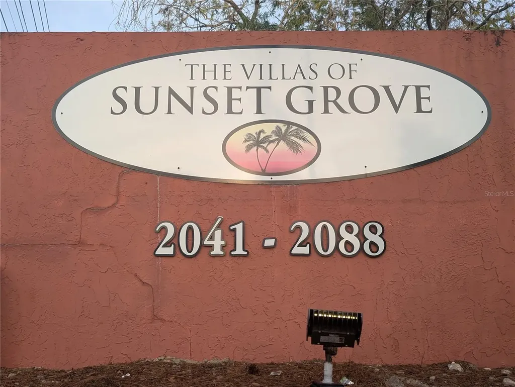 2042 Sunset Grove Lane Clearwater FL 33765