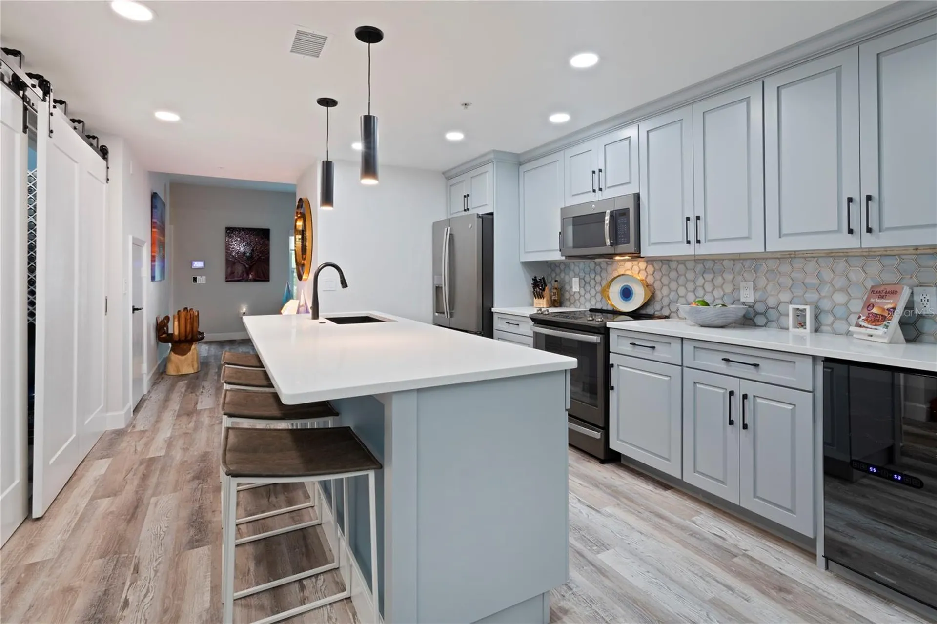 100 4th Avenue S St Petersburg FL 33701