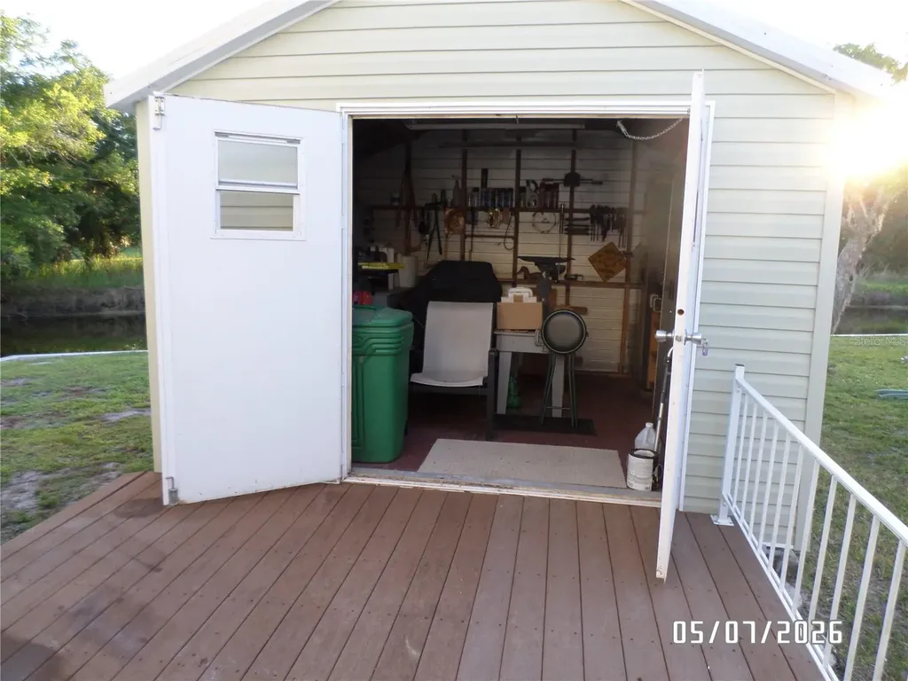 35 W Appaloosa Trail River Ranch FL 33867