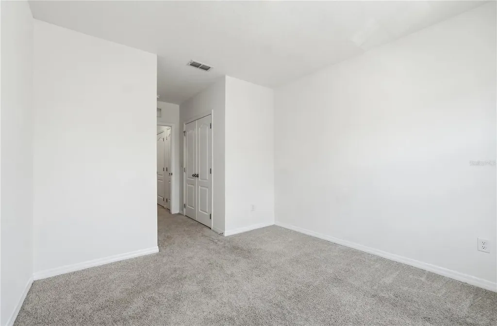 1228 Yellow Finch Drive Davenport FL 33837
