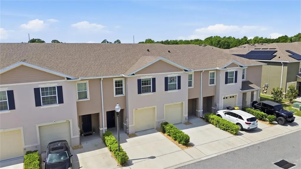 1228 Yellow Finch Drive Davenport FL 33837