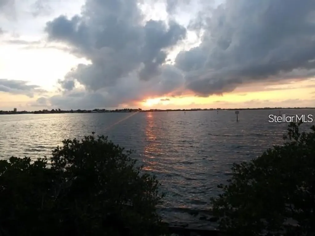 4565 Duhme Road St Petersburg FL 33708