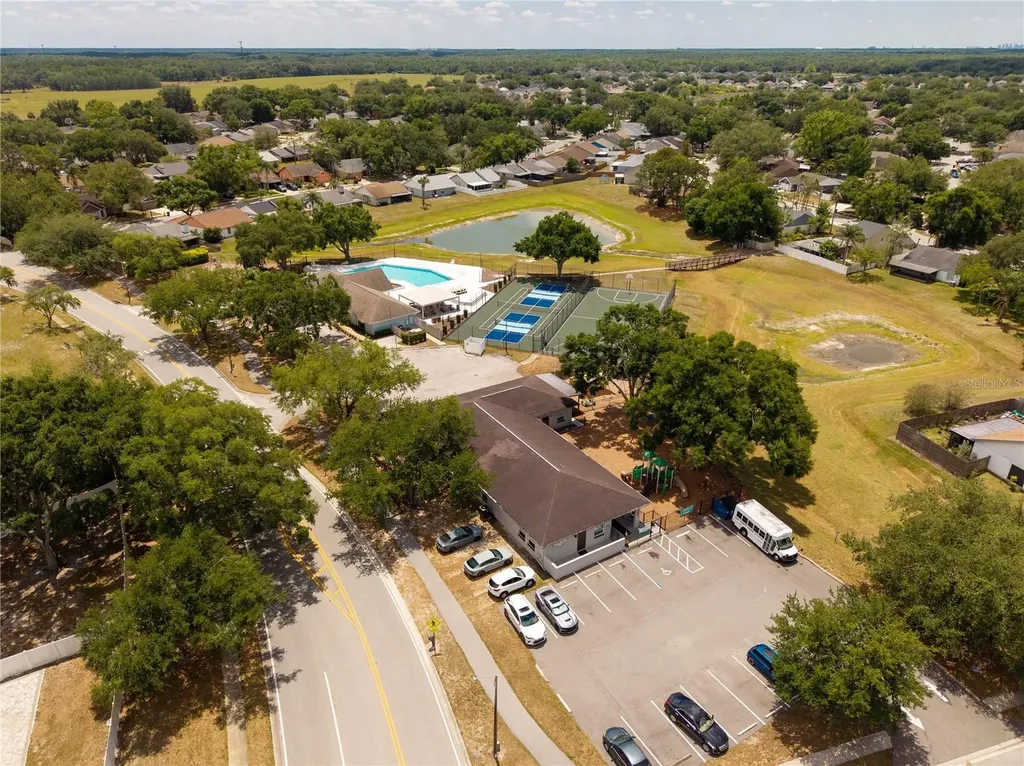 1533 Gunsmith Drive Lutz FL 33559
