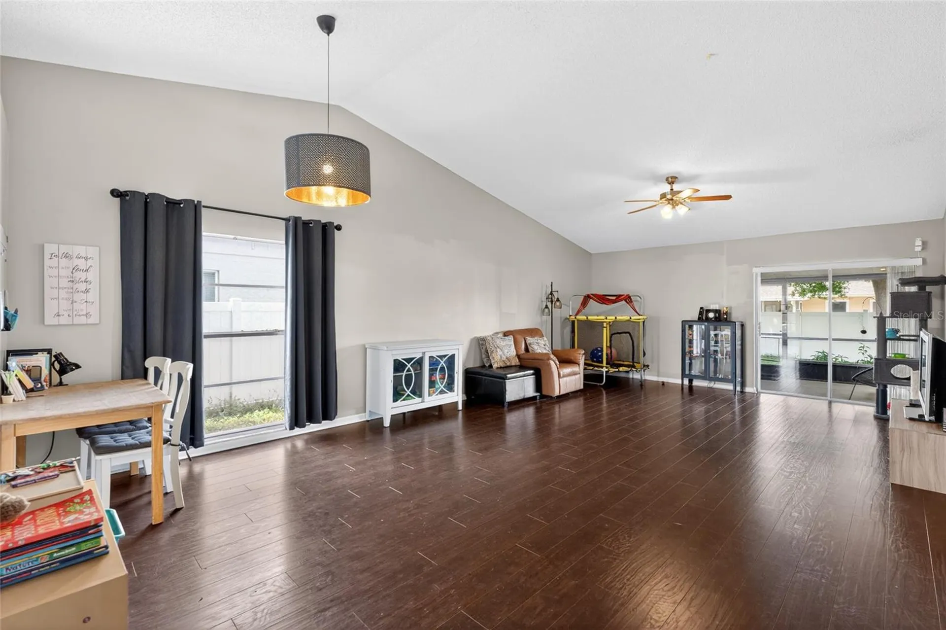 1533 Gunsmith Drive Lutz FL 33559