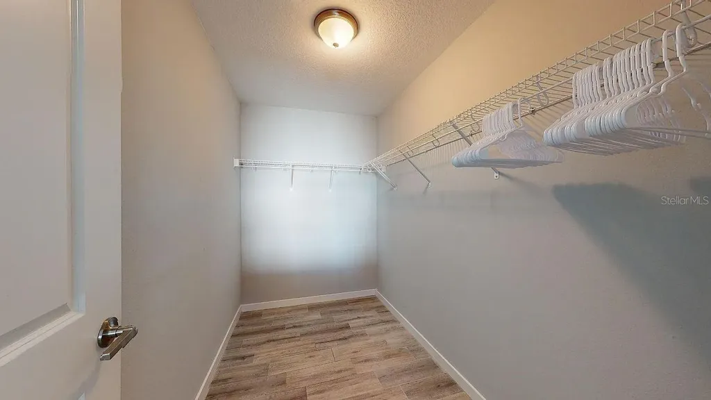 2011 Outer Drive Sarasota FL 34231