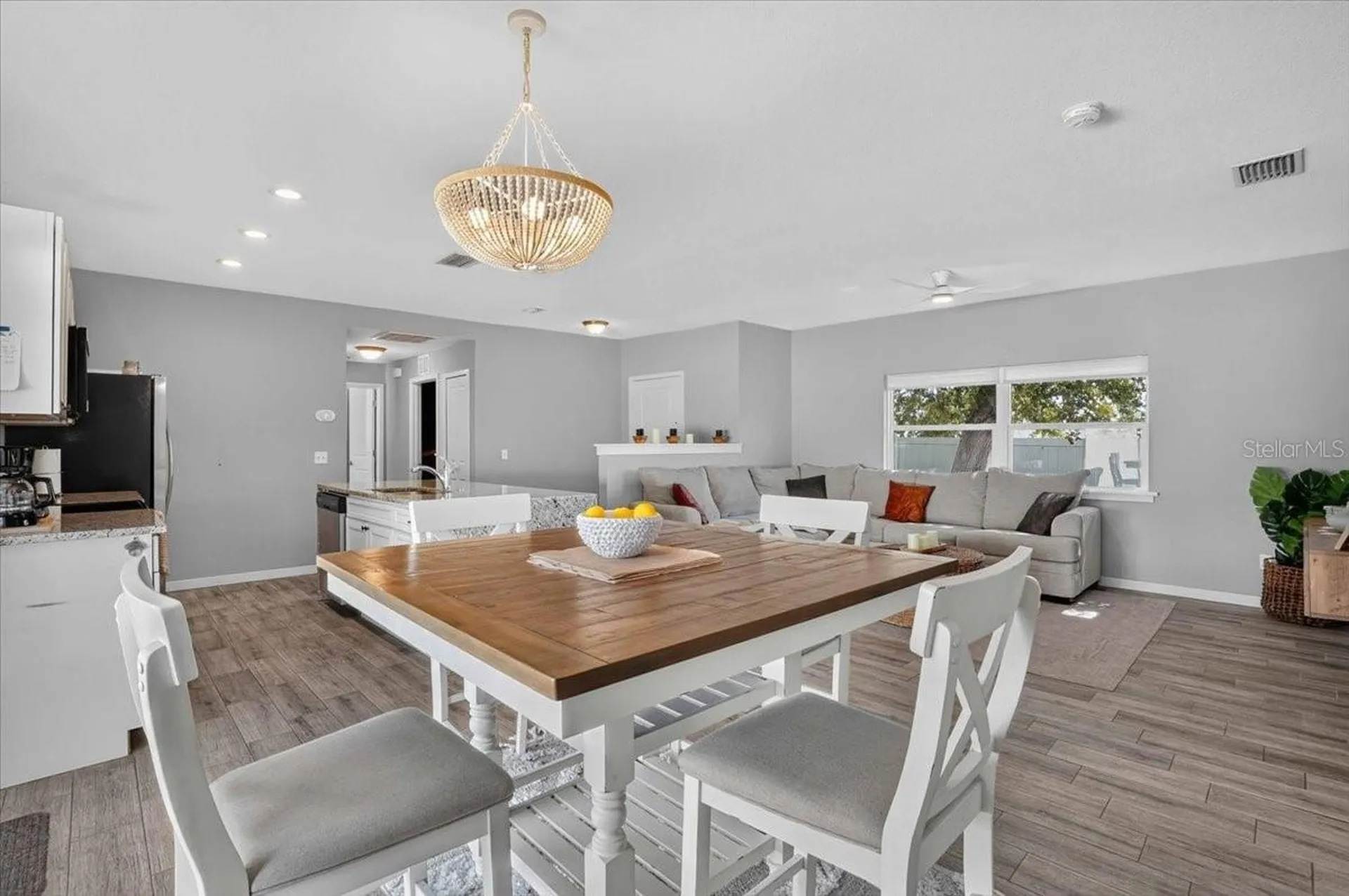 2011 Outer Drive Sarasota FL 34231