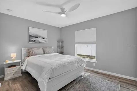 2011 Outer Drive Sarasota FL 34231