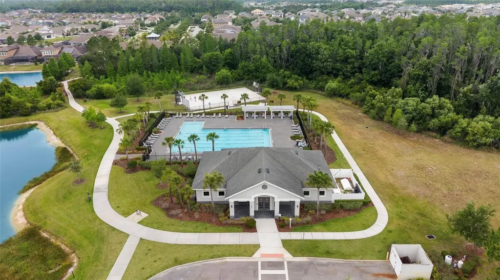 1523 Glen Grove Loop Wesley Chapel FL 33543