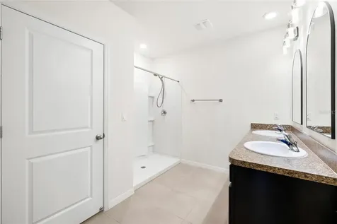 1523 Glen Grove Loop Wesley Chapel FL 33543